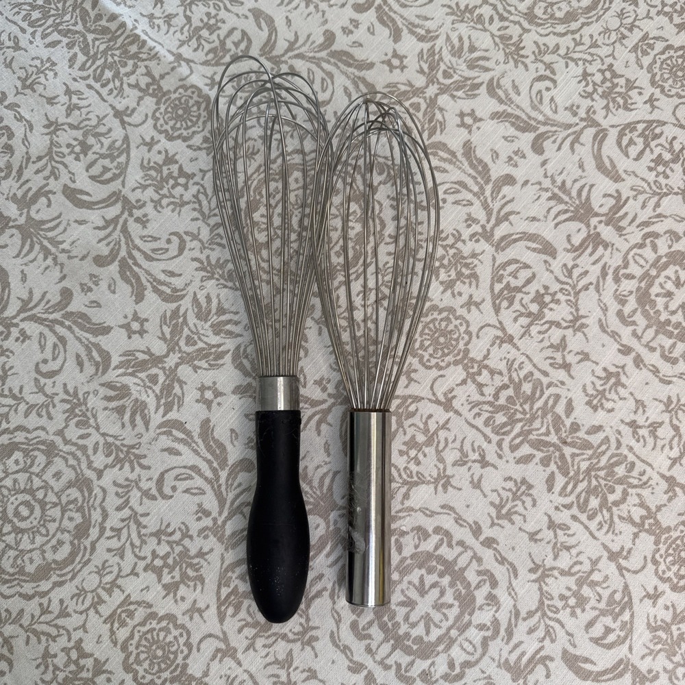 OXO/ All Clad Good Grips Balloon Whisks Set Of 2 Kitchen Utensils Cooking Baking